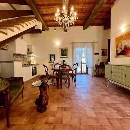 La Casina Di Nada Apartment Massa Martana Exterior foto