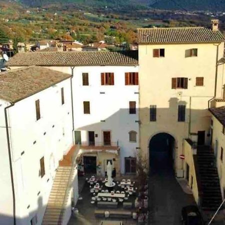 La Casina Di Nada Apartment Massa Martana Exterior foto