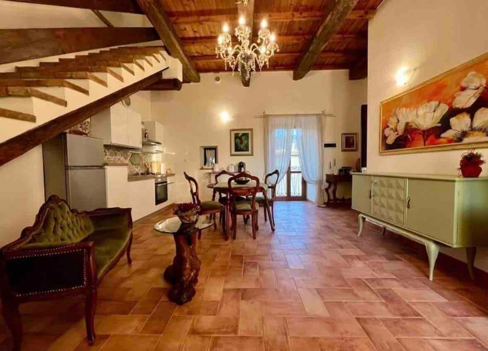 La Casina Di Nada Apartment Massa Martana Exterior foto