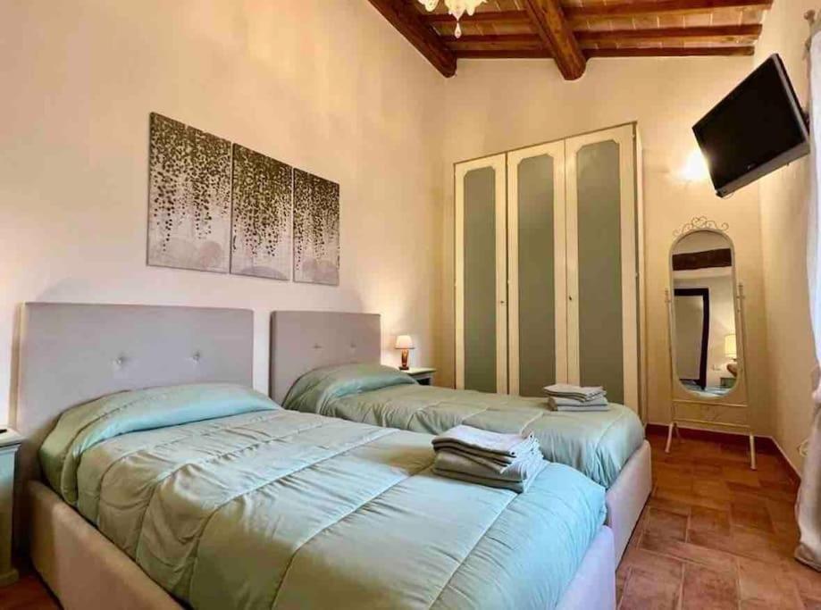 La Casina Di Nada Apartment Massa Martana Exterior foto