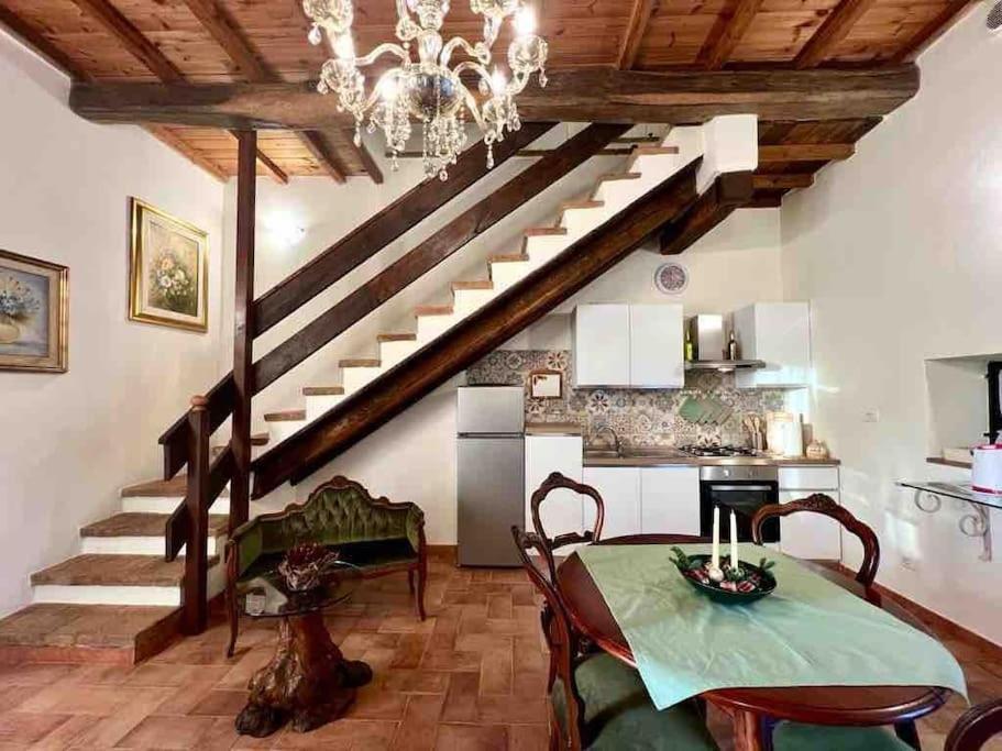 La Casina Di Nada Apartment Massa Martana Exterior foto